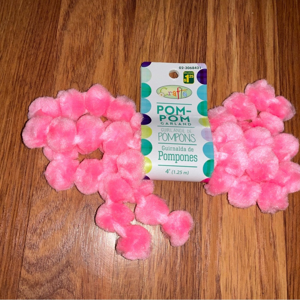 ⭐️10-4-$10 - Craft Pink Pom-Pom Garland